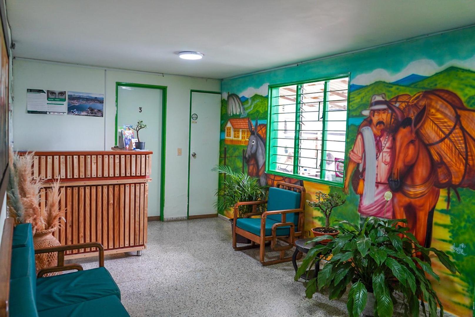 Hotel Casa Verde Guatapé エクステリア 写真
